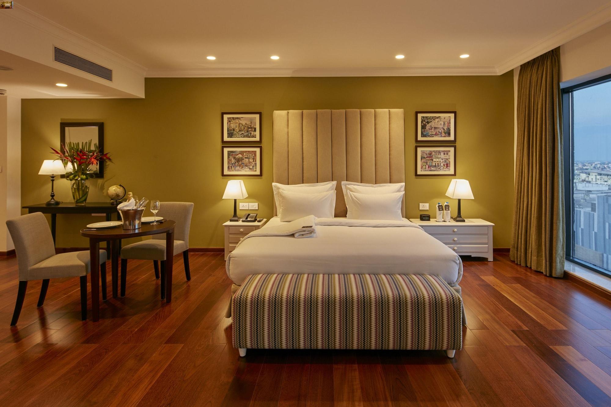 The Waverly Hotel & Residences Bangalore Dış mekan fotoğraf