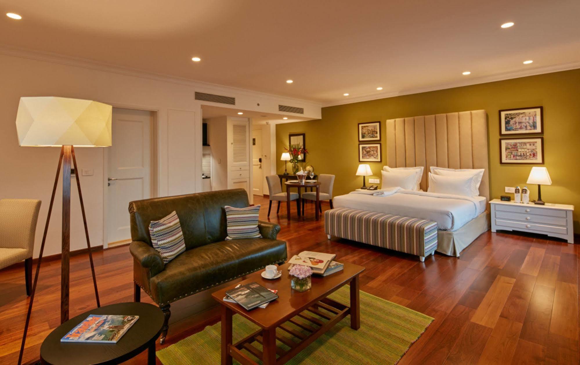 The Waverly Hotel & Residences Bangalore Dış mekan fotoğraf